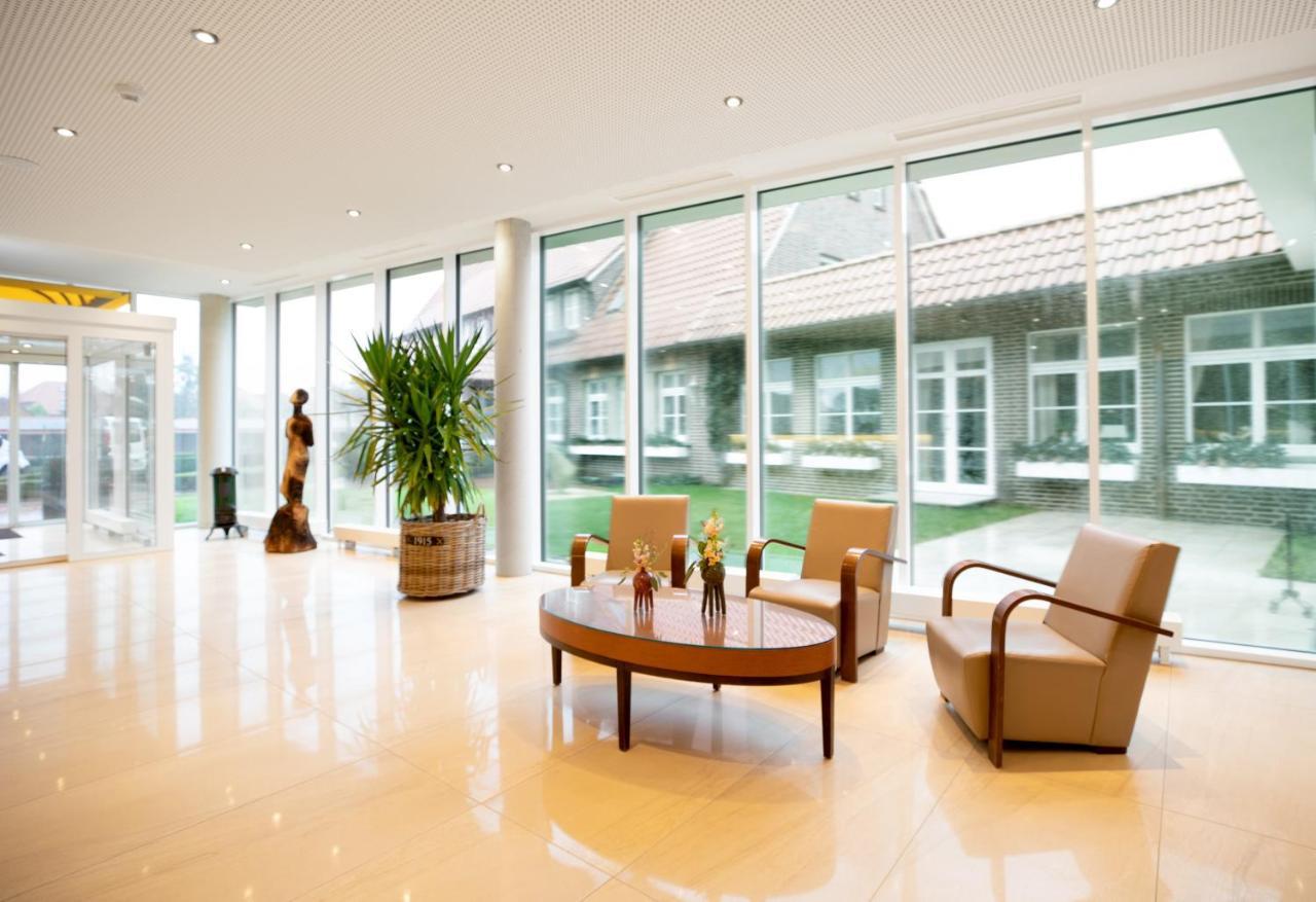 Naundrups Hof Hotell Ludinghausen Exteriör bild