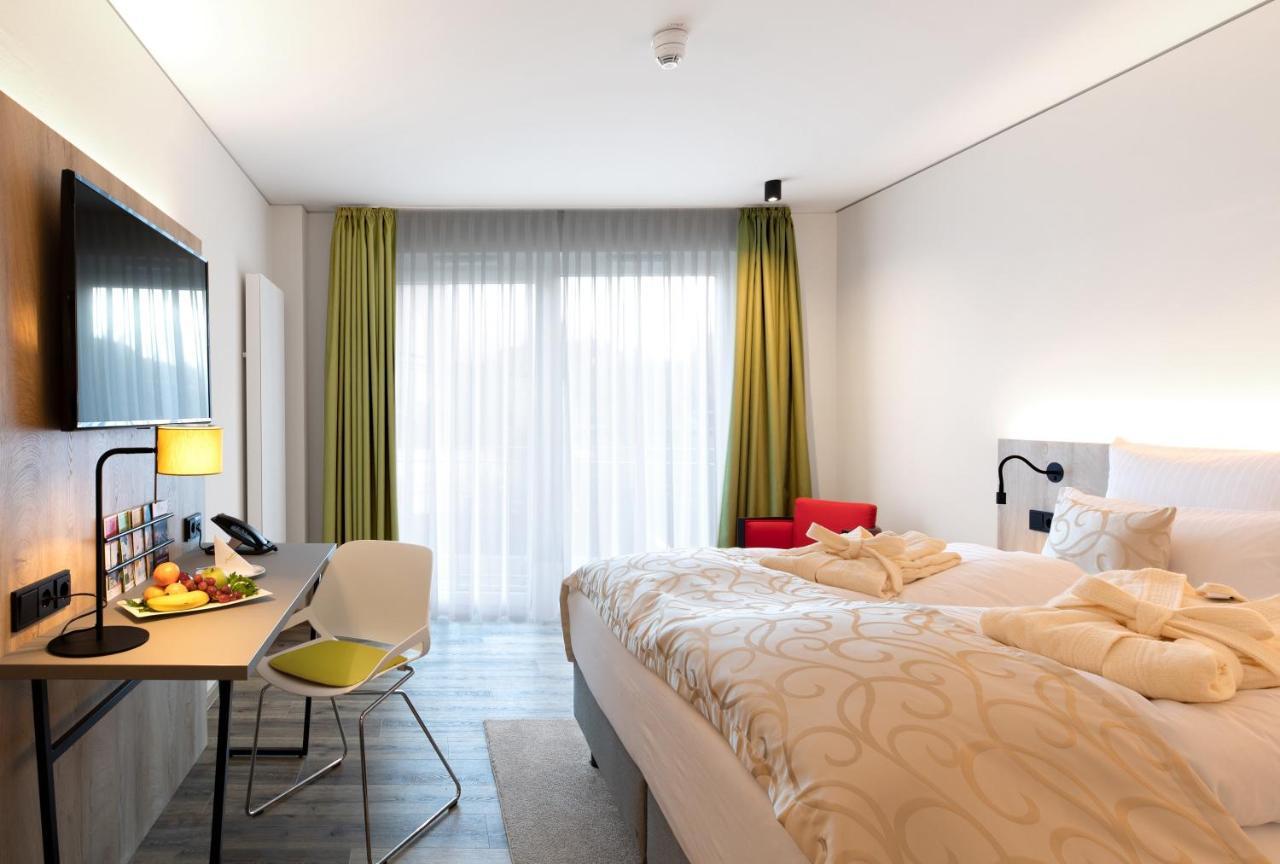Naundrups Hof Hotell Ludinghausen Exteriör bild