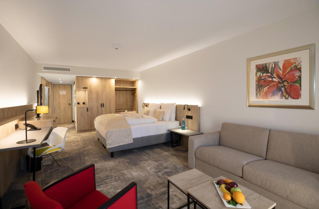 Naundrups Hof Hotell Ludinghausen Exteriör bild