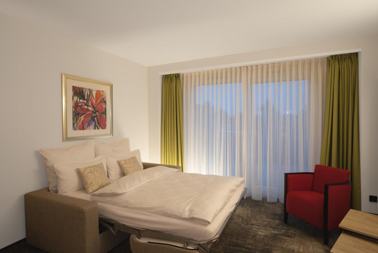 Naundrups Hof Hotell Ludinghausen Exteriör bild