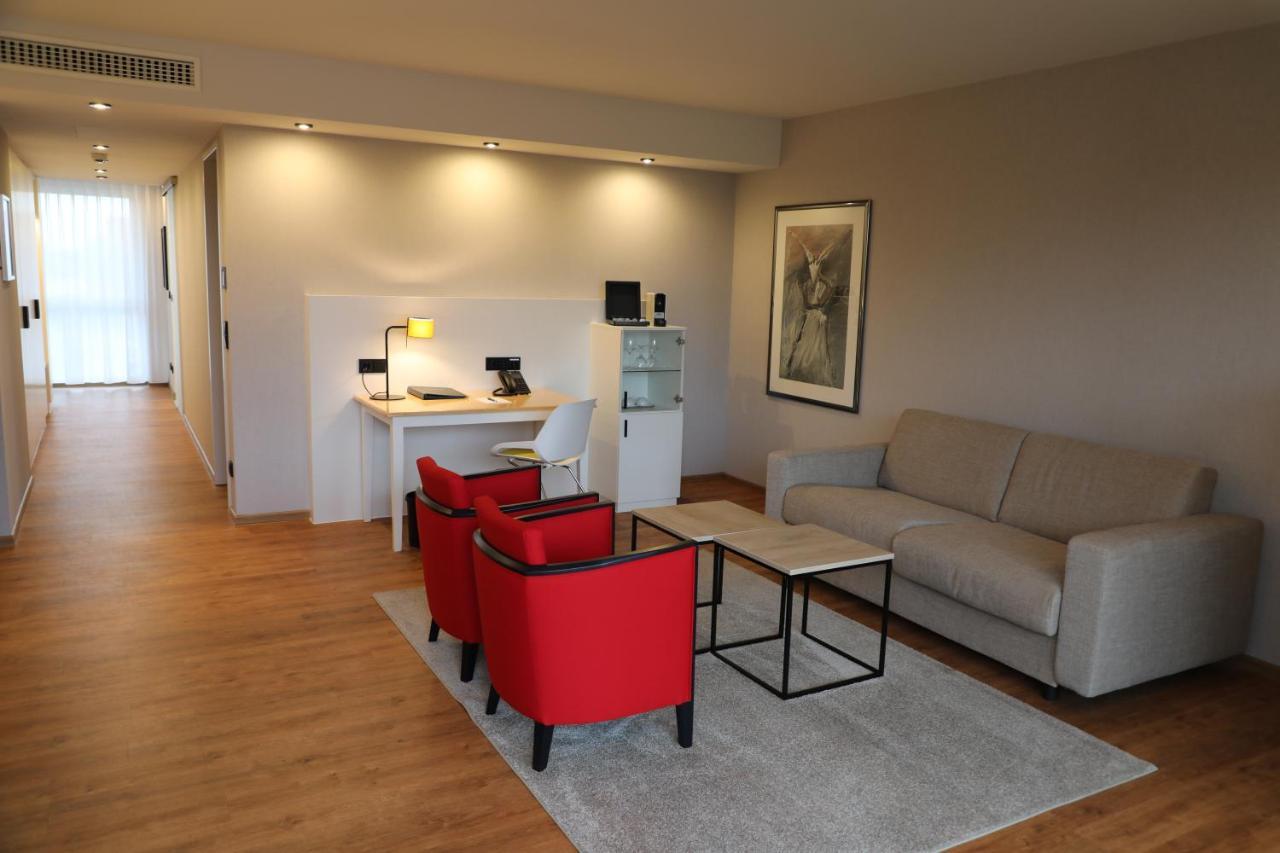 Naundrups Hof Hotell Ludinghausen Exteriör bild