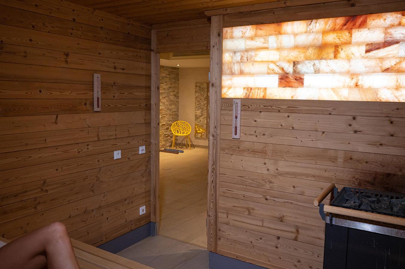 Naundrups Hof Hotell Ludinghausen Exteriör bild
