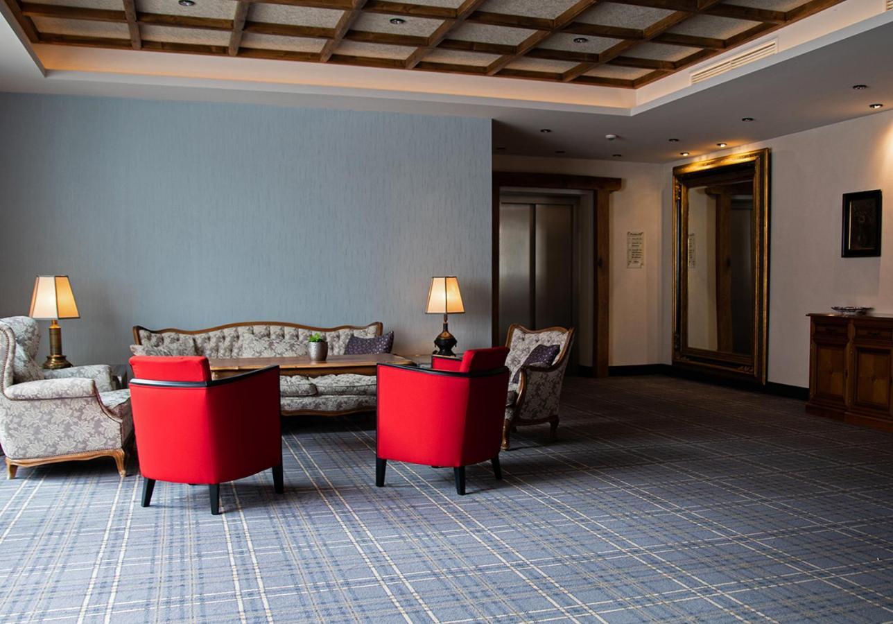 Naundrups Hof Hotell Ludinghausen Exteriör bild